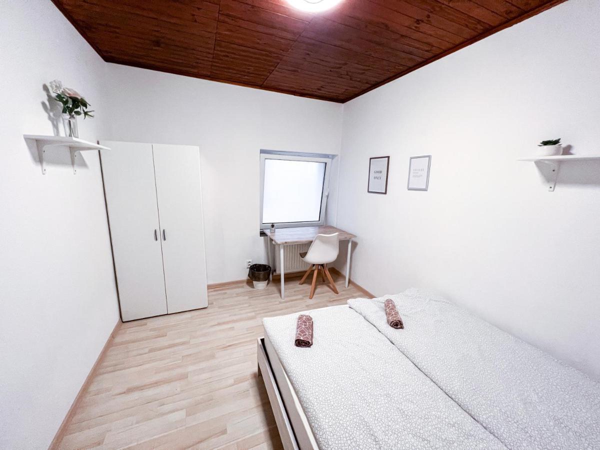 3 Apartments In 1 Location プラハ エクステリア 写真