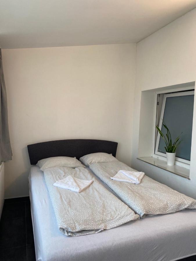 3 Apartments In 1 Location プラハ エクステリア 写真