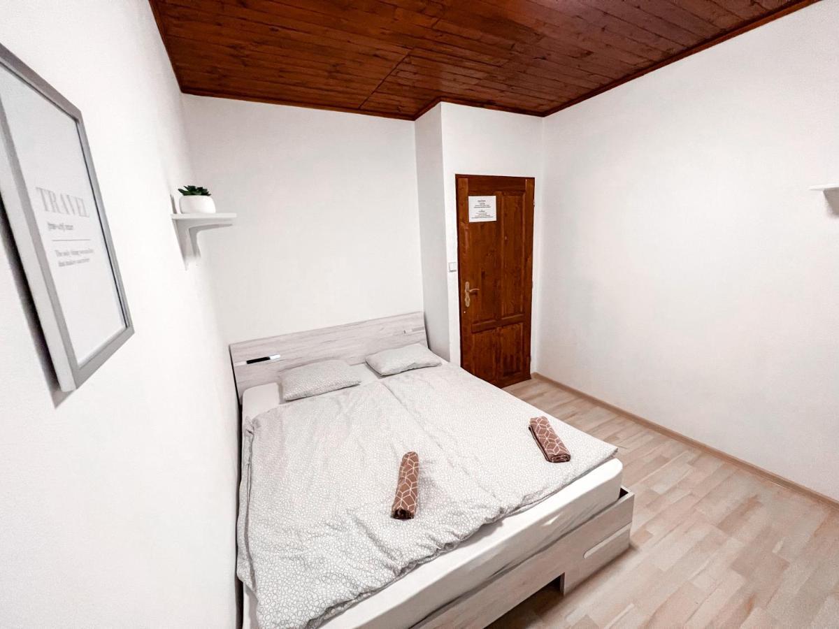 3 Apartments In 1 Location プラハ エクステリア 写真